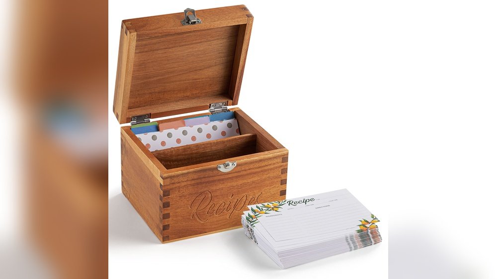 Wood Recipe Card Box: Stylish Storage for Your Favorite Recipes