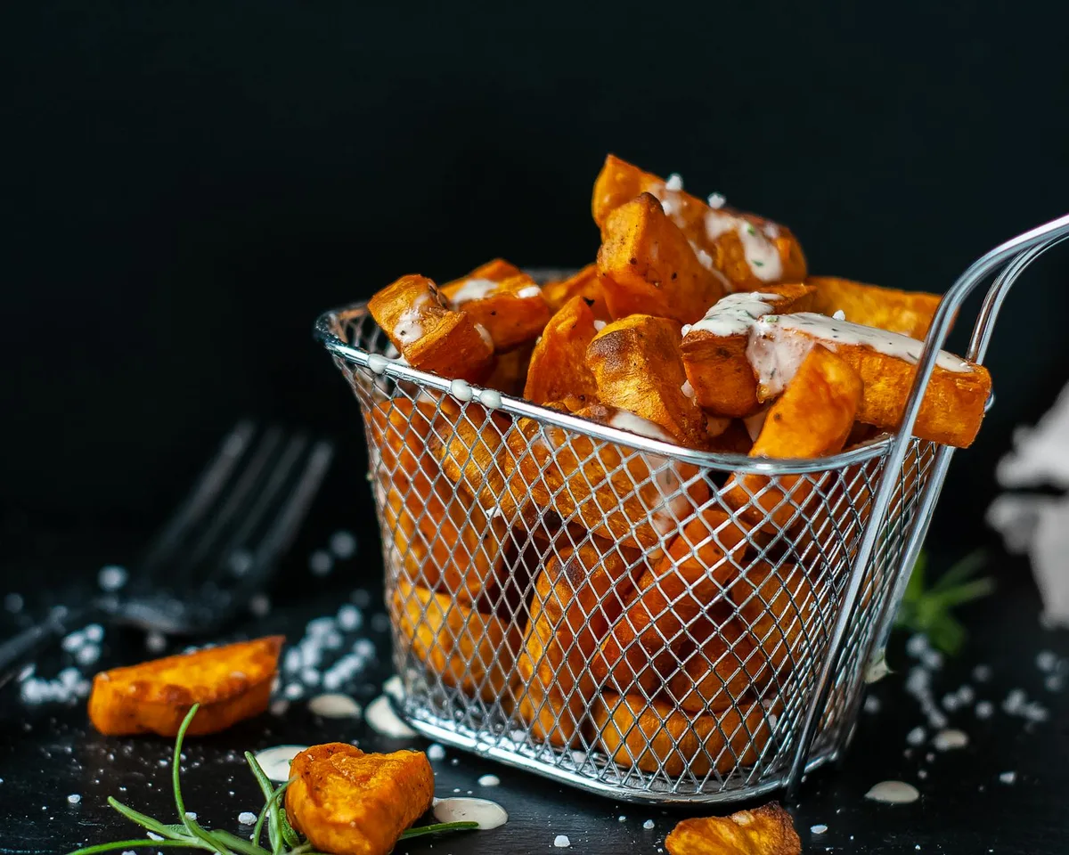crispy air fryer sweet potato