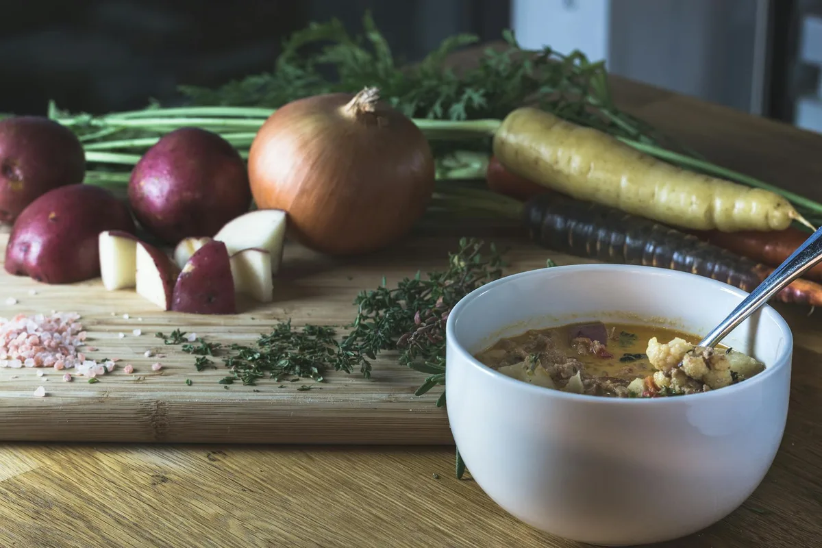 slow cooker layers chowder