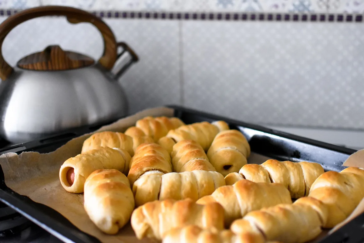 Refrigerating pigs in a blanket