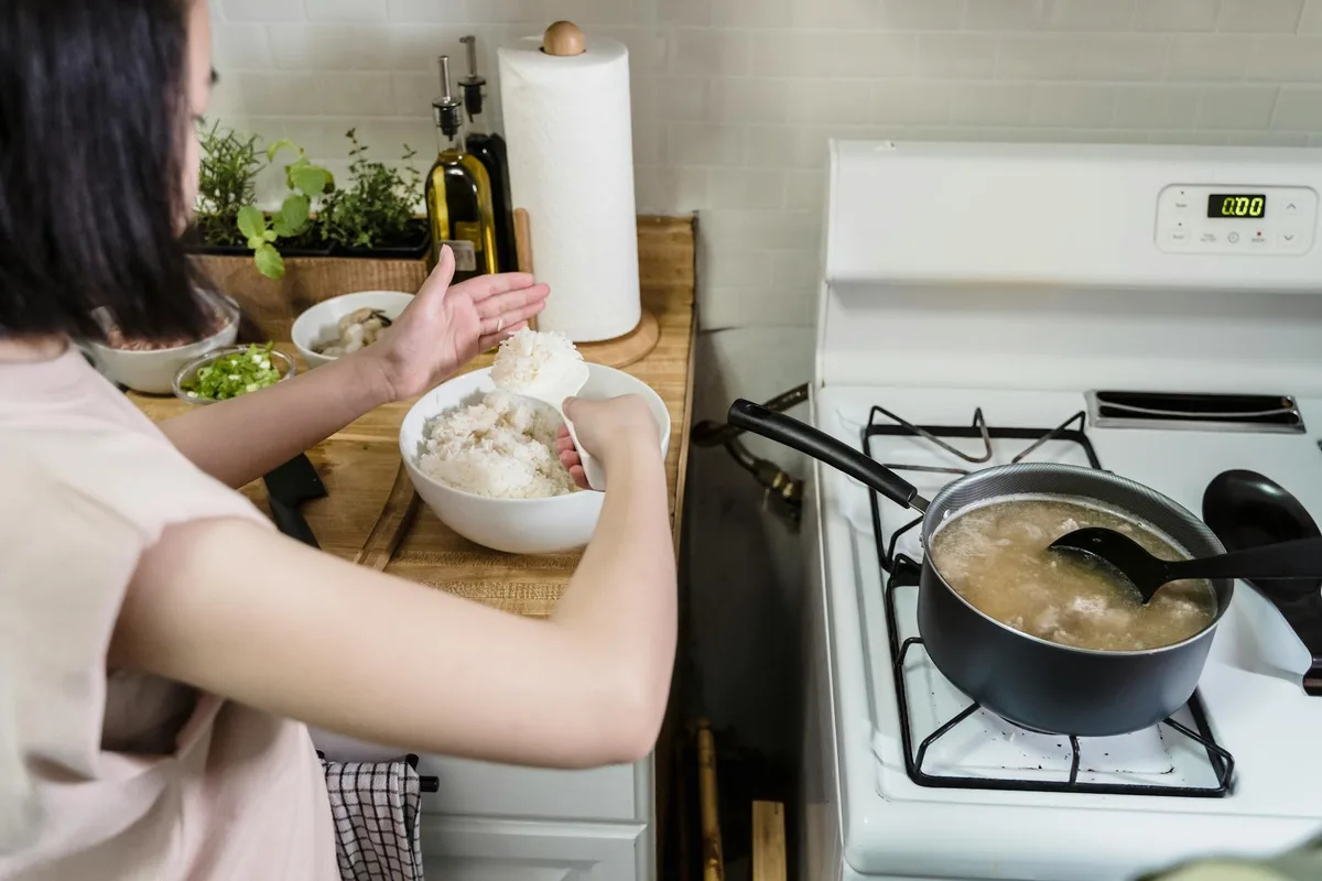 Squeezing moisture from cauliflower