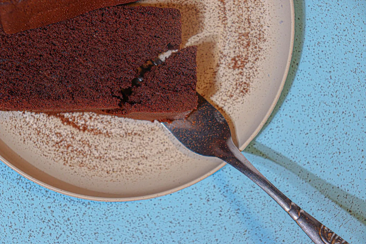 Sturdy Chocolate Cake Texture